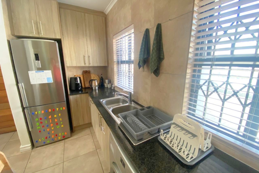 To Let 3 Bedroom Property for Rent in Brackenfell Central Western Cape
